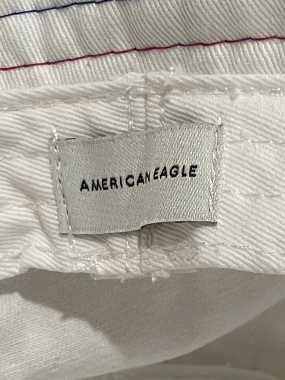 AMERICAN EAGLE Pride Collection White Bucket Hat Rainbow Patch and Stitching